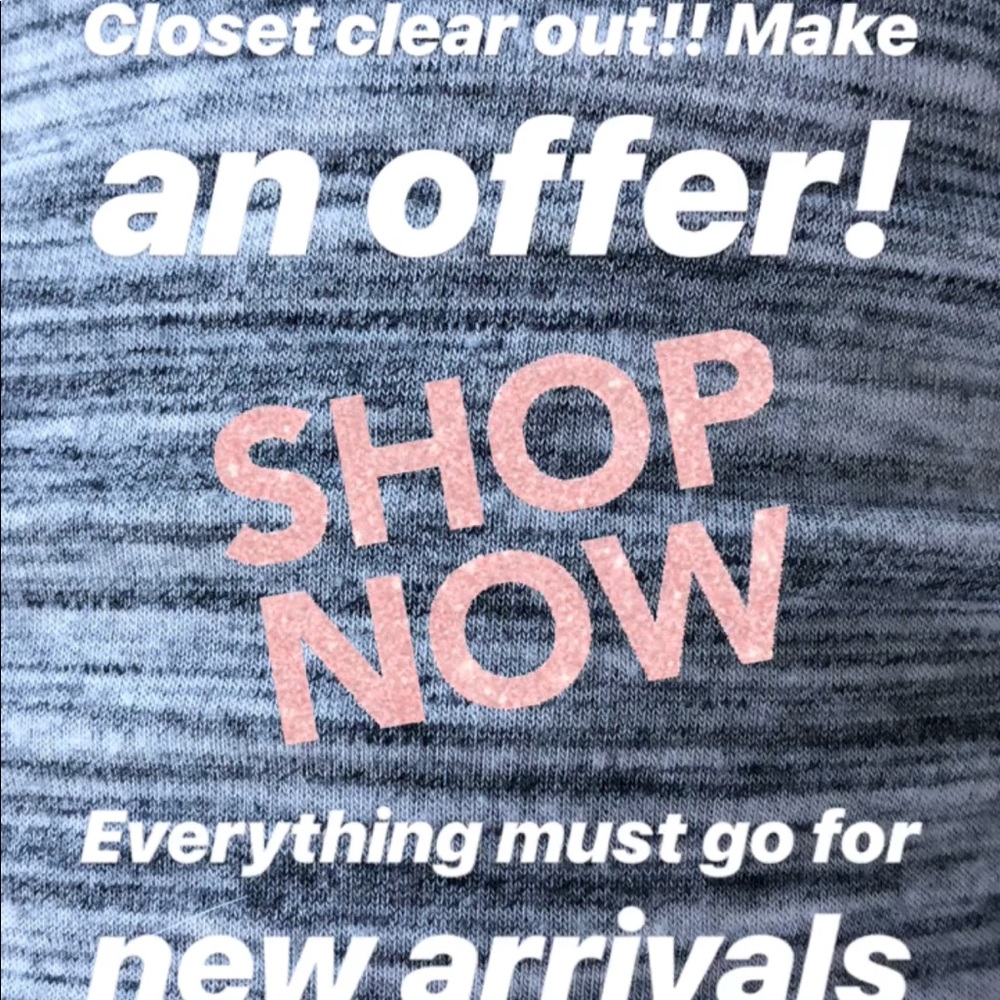 Closet clear out!! Bundle and save!!
